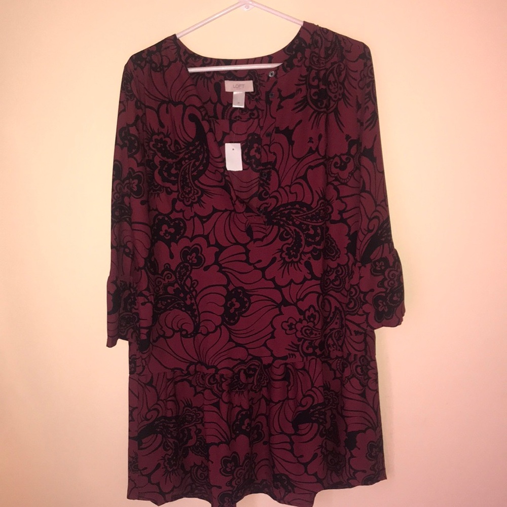 Red and black 3/4 length dress